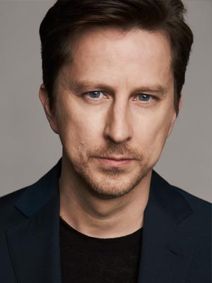 Ли Инглби
Lee Ingleby