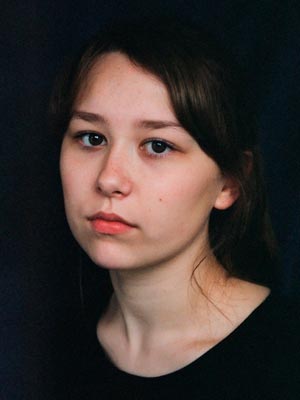 Лив Хилл
Liv Hill